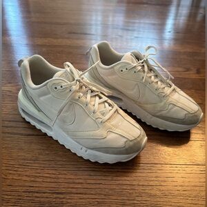 Nike Air Max Sneakers - Dawn